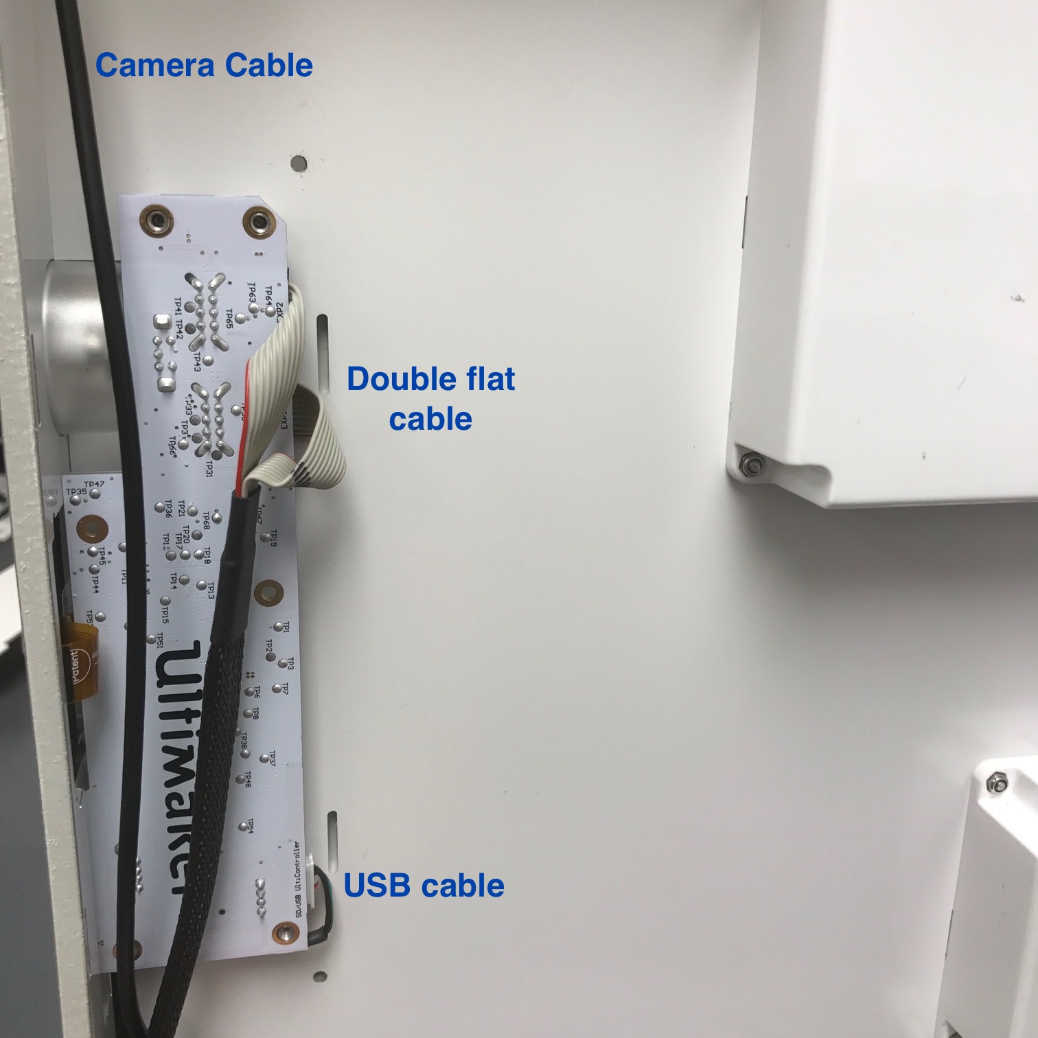 Ulticontroller_Cables.jpg